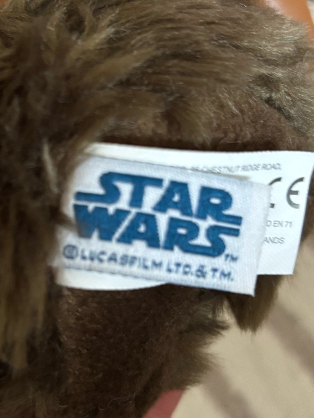 5/$25 Y2K Star Wars Chewbacca Plush - Picture 3 of 3